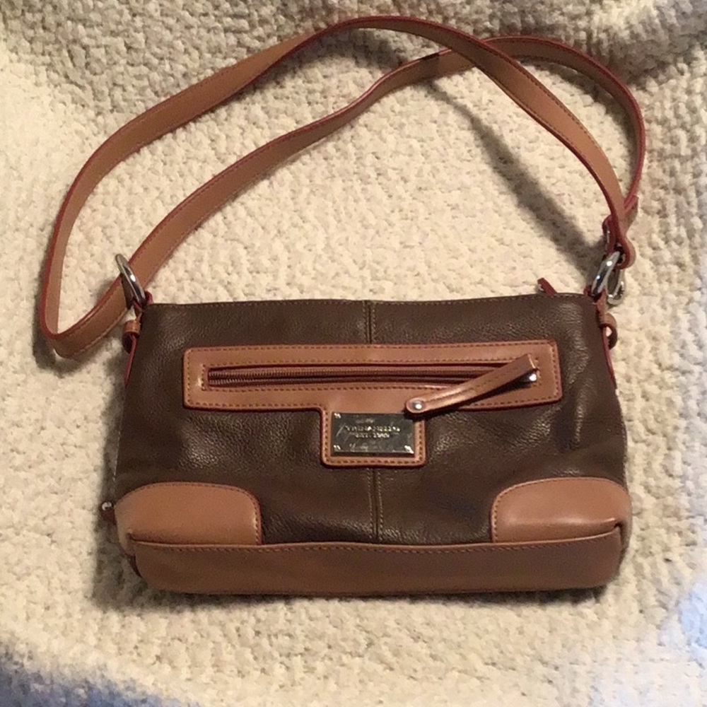 Vintage Tignanello leather purse
